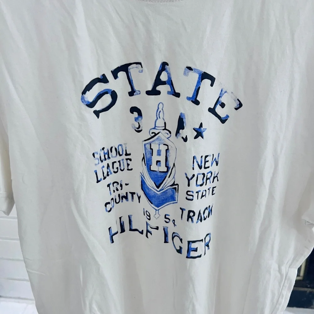 Tommy Hilfiger State Logo Print Short Sleeve White Tshirt - Picture 2 of 5